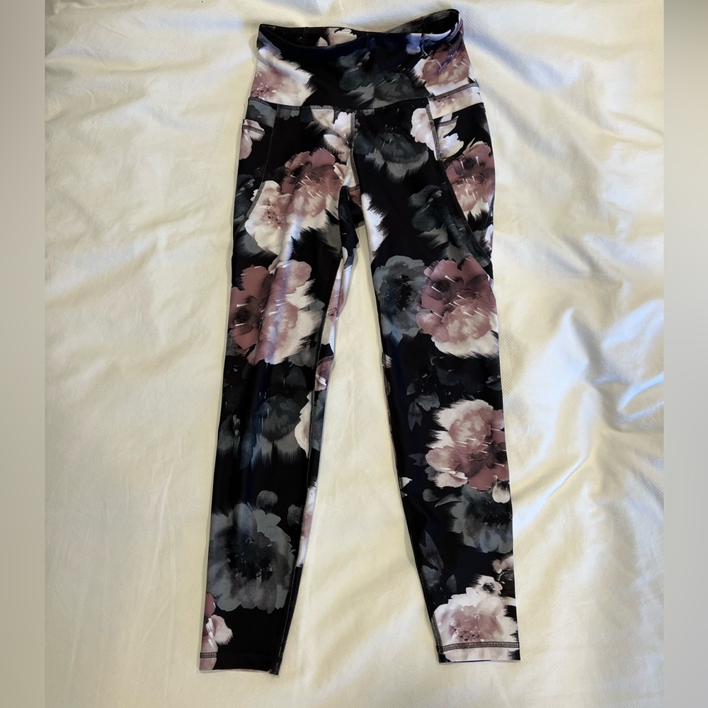 Old Navy Elevate Leggings